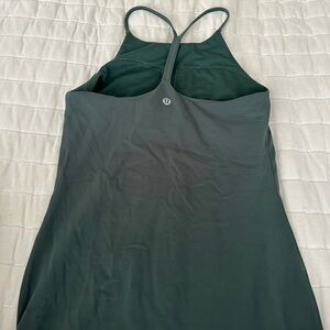 green lululemon tank